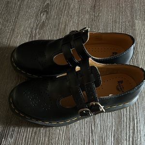 Dr. Martens 8605 Mary Janes